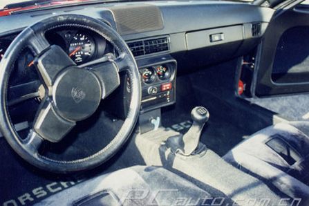 r porsche 924 DƬ D 